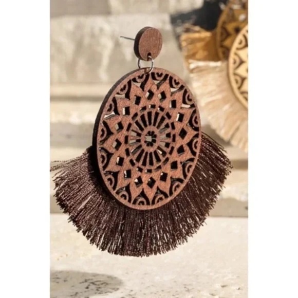 Brown Rustic Natural Wood Filigree Round Tassel Boho Bohemian Dangle Earrings - Picture 2 of 4
